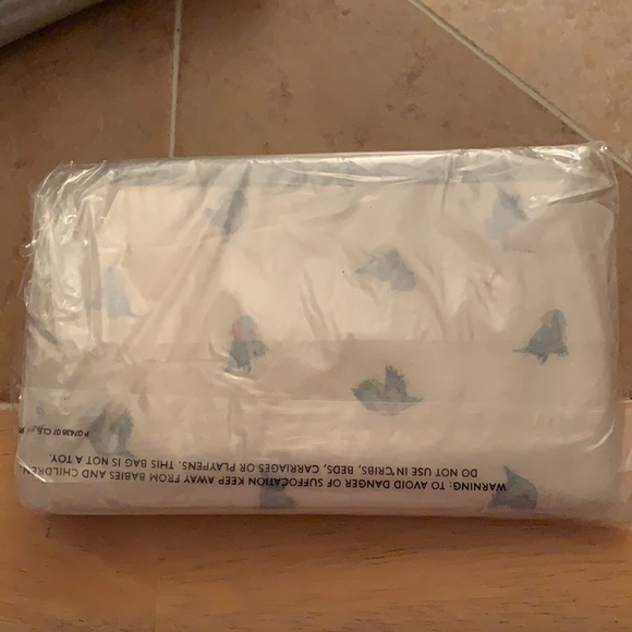 Disney X Coach Large Cinderella Flying Blue Birds Print Wristlet. - Picture 5 of 6